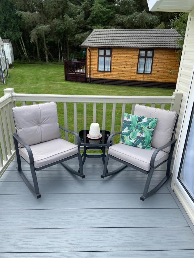 Lazy Bear Lodge Northumberland Swarland ภายนอก รูปภาพ